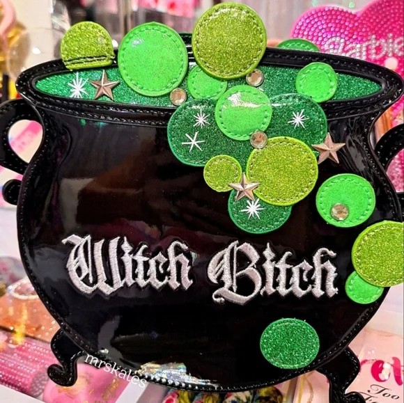 Trickz N' Treatz Cauldron Crossbody Bag - Picture 4 of 8